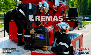 Honda EU30 is Benzinli 3 kVA Jeneratör - Marşlı -Tekerlekli