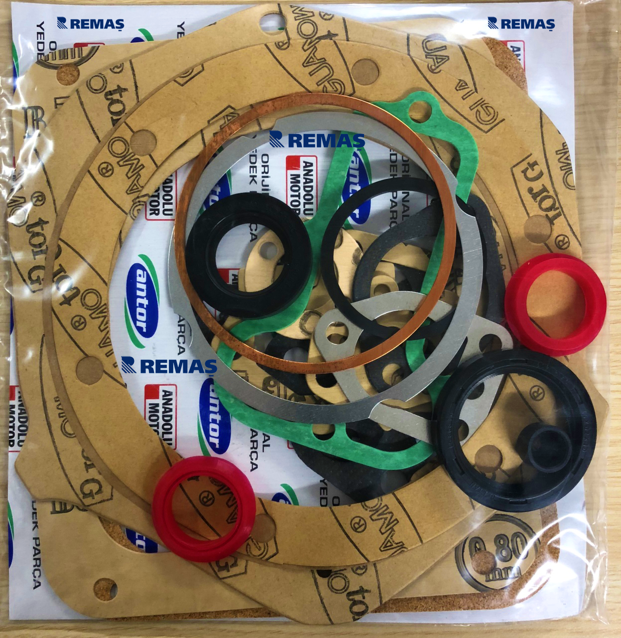 Takım Conta Komple (Yağ Keçeli) ANTOR 4LD820 Motor