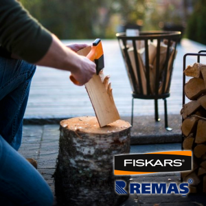 Fiskars XXS X5 Parçalama Baltası Kamp Baltası