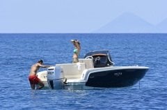 Honda BF 150 D XCRU Sol Dönüşlü Deniz Motoru Extra Uzun Trimli Marşlı