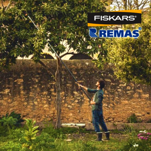 Fiskars Power Gear UPX86 Testereli Teleskopik Yüksek Dal Budama Makası